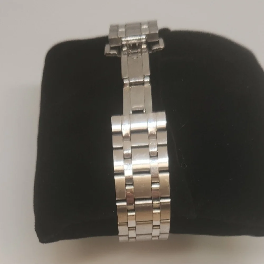 Seiko SSA397 Presage Green Automatic Stainless Steel Watch with exhibition case